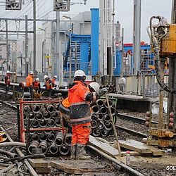 Réalisation de travaux sur voies SNCF en région Parisienne par SOLTECHNIC GROUP